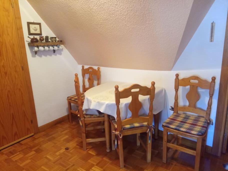 Ferienwohnung Atico En Pleno Pirineo El Pueyo de Jaca Exterior foto